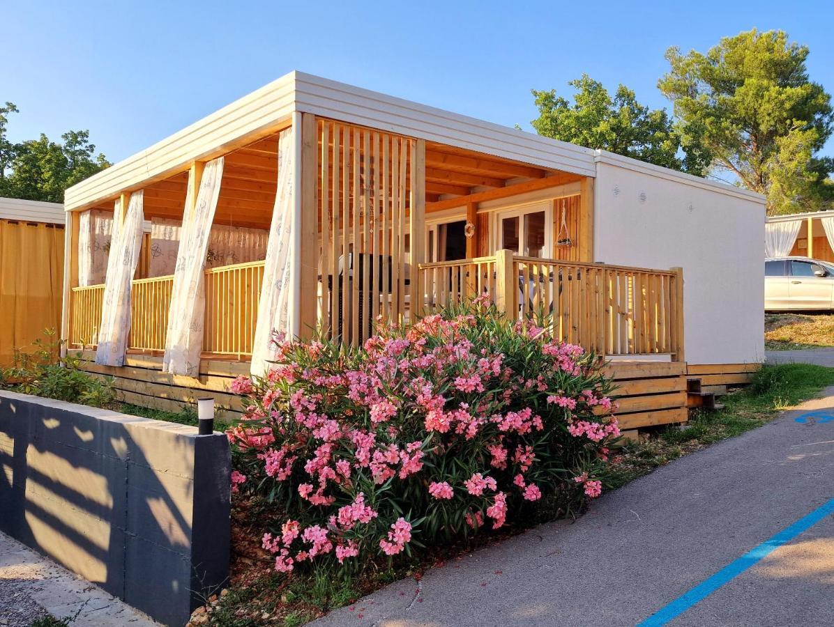 Privilege Resorts Exclusive Camping Villas 셀스 외부 사진