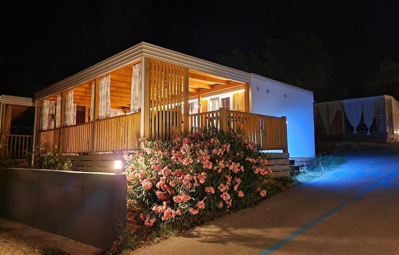 Privilege Resorts Exclusive Camping Villas 셀스 외부 사진